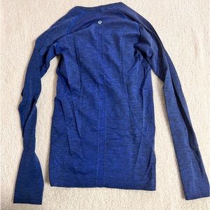 Dark blue lulu lemon long sleeve